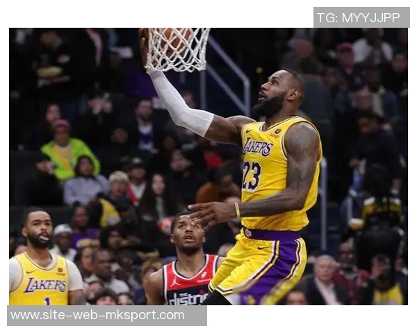 浓眉半场表现抢眼16分8篮板领衔全队助力胜利