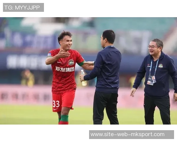 迪力穆拉提期待铁人赛的精彩时刻全力以赴展现自我