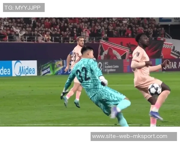 罗慕洛第23分钟因伤落泪退场德尔加多紧急替补登场助阵